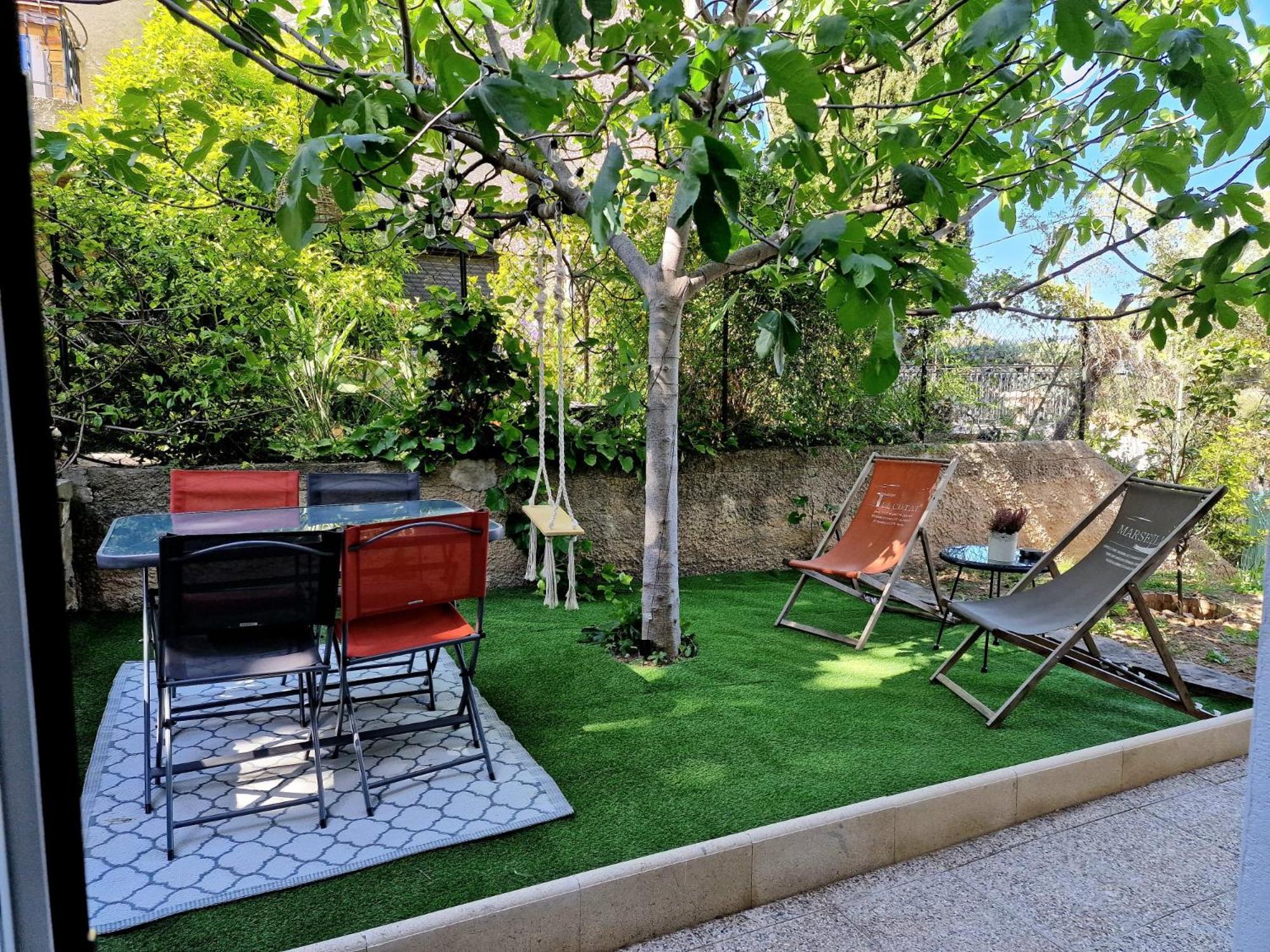 Studio Au Bas Des Cretes En Bas De Villa A La Ciotat Proche De La Mer Et De Marseille Bagian luar foto